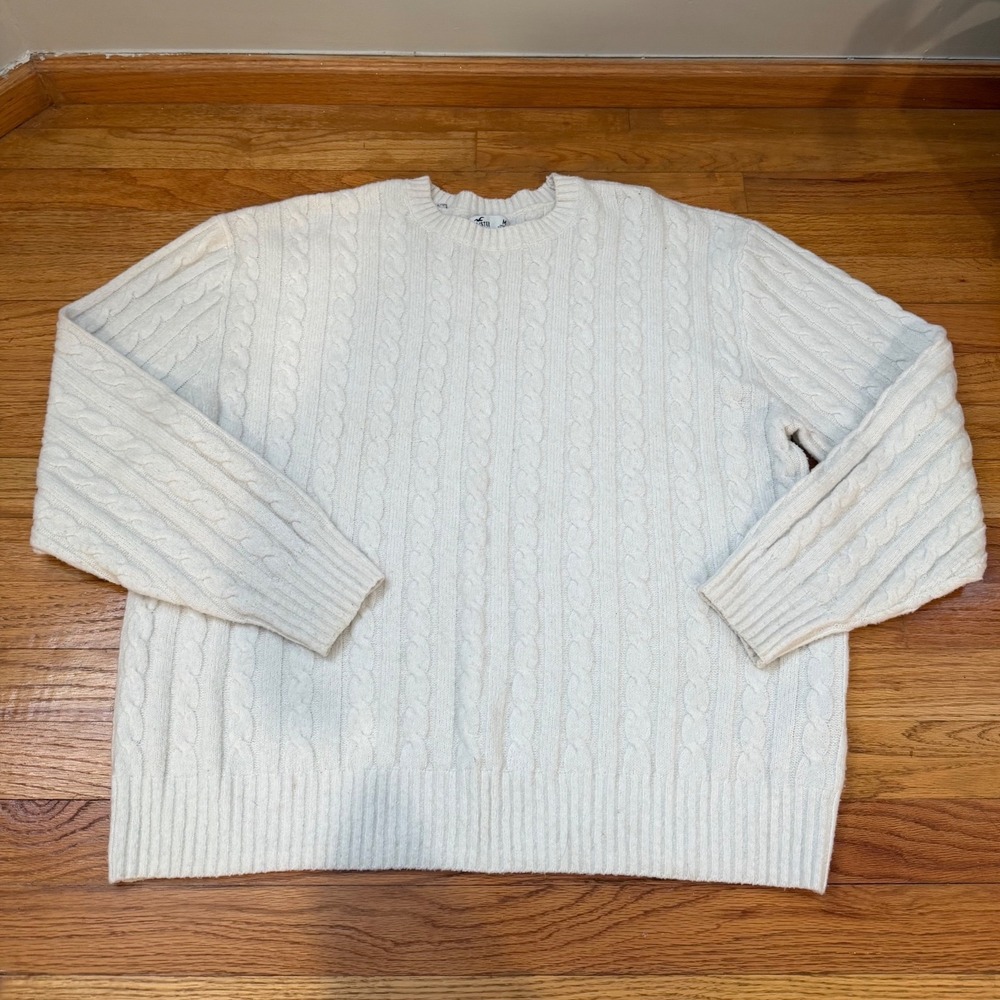 Hollister California Womens Cream Cable Knit Crew Neck Pullover Sweater Medium